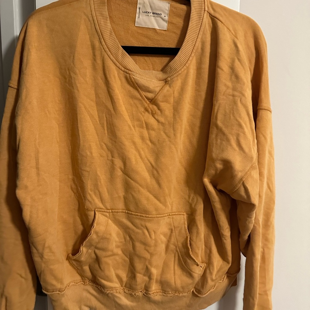 Lucky brand sweatshirt